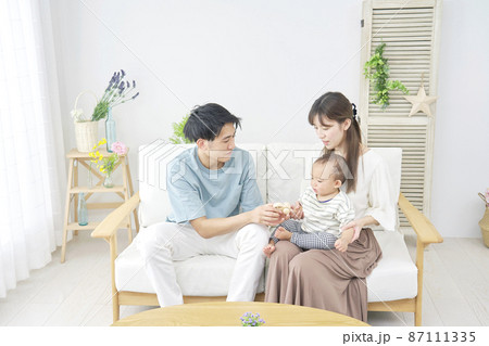 子育てイメージ リビング 子育てイメージ リビング 87111335