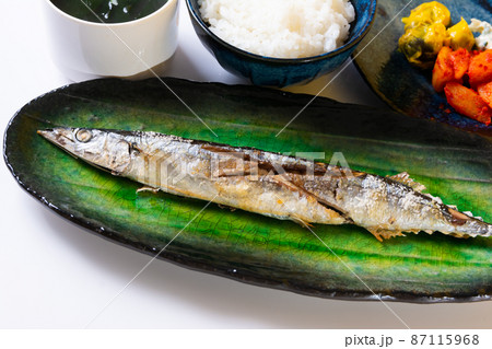 秋刀魚の塩焼き 秋刀魚の塩焼き 87115968