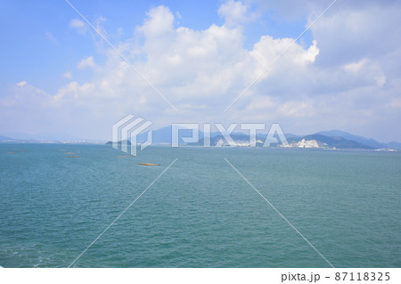 北九州空港と連絡橋の風景 北九州空港と連絡橋の風景 87118325