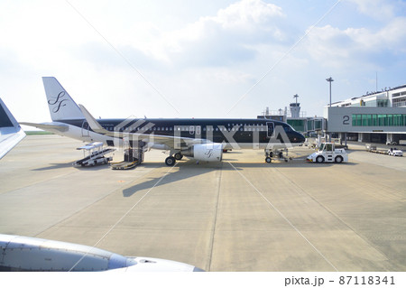 北九州空港と連絡橋の風景 北九州空港と連絡橋の風景 87118341