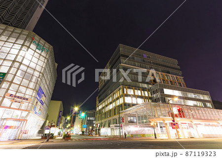夜の新潟市古町地区 都市風景 夜の新潟市古町地区 都市風景 87119323