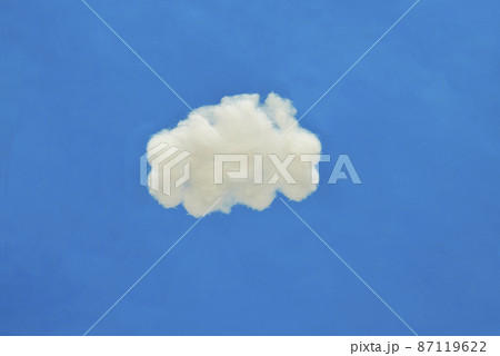 青空に浮かんだ雲 87119622