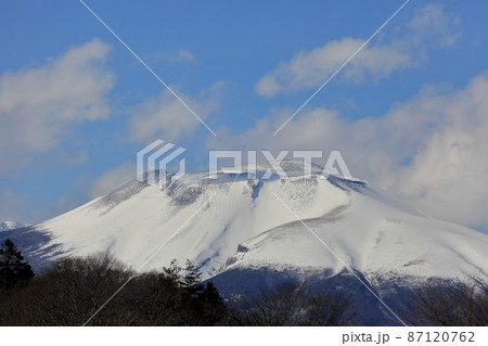 浅間山雪景 87120762
