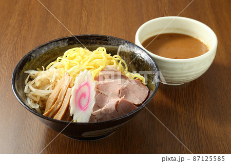 黒鉢のつけめん 87125585
