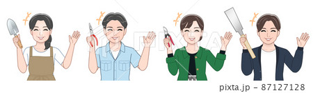 道具を持った4人の男女 87127128