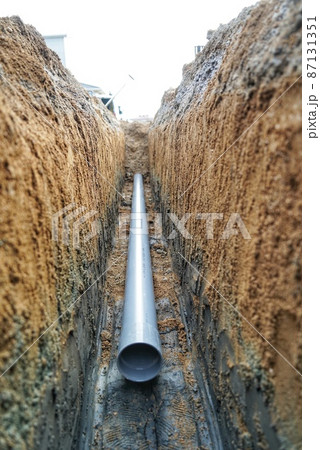 道路に埋設する下水道 87131351