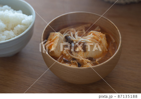 ライスと酸辣湯（サンラータン、スーラータン） 87135188