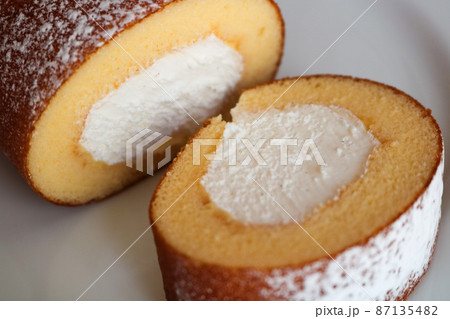 ロールケーキ ロールケーキ 87135482