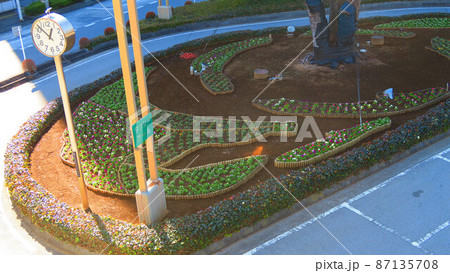 埼玉県川口市のJR東日本の川口駅とその周辺の風景（2022年2月撮影） 87135708