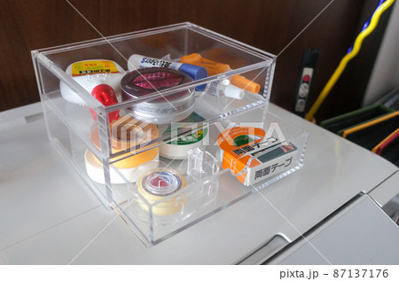 アクリルの収納 87137176