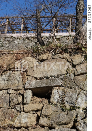 城の石垣に残る排水口跡 城の石垣に残る排水口跡 87138062
