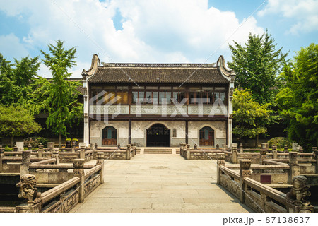 main hall of Zhaoming Academy in wuzhen, Zhejiang, China 87138637