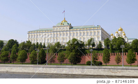 Sunny summer day moscow river bay kremlin 87146109