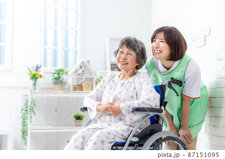 シニア ヘルパー 介護 シニア ヘルパー 介護 87151095