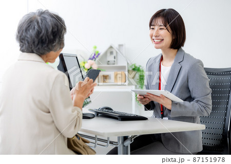 携帯ショップ シニア 相談 携帯ショップ シニア 相談 87151978