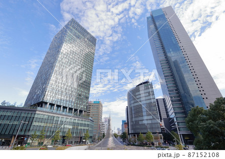 名古屋駅前の高層ビル群（大名古屋ビルヂング、ミッドランドスクエア　愛知県 名古屋市 中村区） 87152108