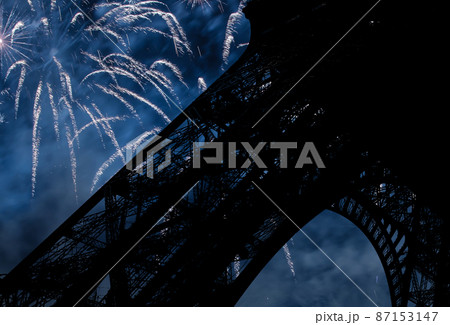 Celebratory colorful fireworks over the Eiffel Tower in Paris, France Celebratory colorful fireworks over the Eiffel Tower in Paris, France 87153147