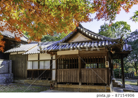 高岡神社　拝殿　岡山県里庄町 87154906