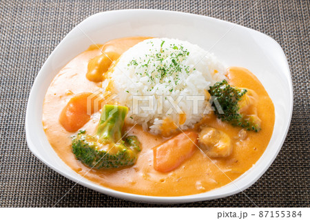 バターチキンカレー。 バターチキンカレー。 87155384