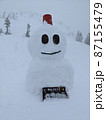 大きな雪ダルマ 87155479