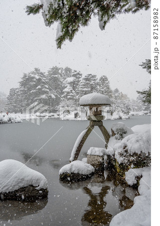 兼六園 灯籠 2022年2月撮影 兼六園 灯籠 2022年2月撮影 87158982