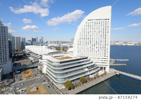 横浜　みなとみらい地区 87159274