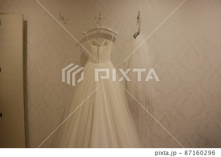 結婚式、ウェディングドレス、ベール、白、アロヒナリノ、alohina rino 結婚式、ウェディングドレス、ベール、白、アロヒナリノ、alohina rino 87160296