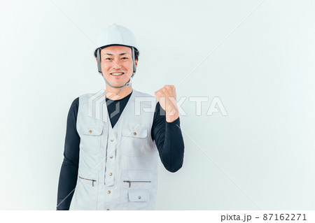 大工・職人（ガッツポーズ） 87162271