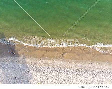 Aerial view tropical white sand beach turquoise water Aerial view tropical white sand beach turquoise water 87163230