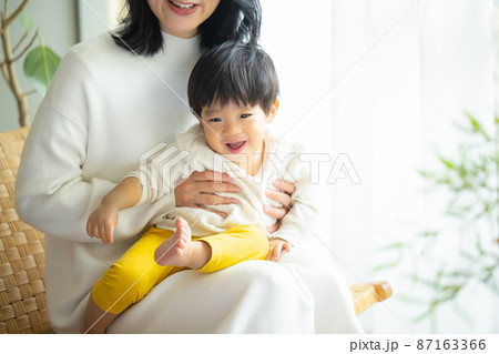 子供 抱っこ 子供 抱っこ 87163366