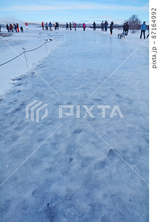 冬のゲイシール、アイスランド 87164992