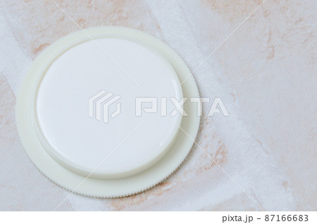 クリーム,容器,,軟膏,薬,塗り薬,入れ物,器,蓋、怪我,治療,手当て,くすり、ハンドクリーム クリーム,容器,,軟膏,薬,塗り薬,入れ物,器,蓋、怪我,治療,手当て,くすり、ハンドクリーム 87166683