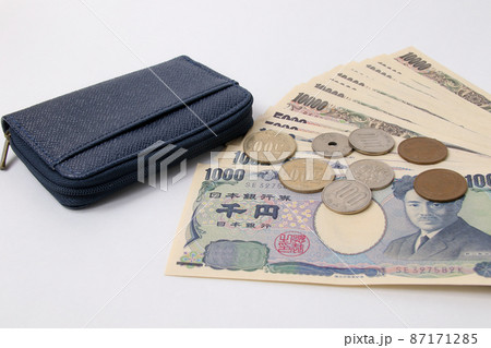 お金、紙幣、硬貨、財布、お財布、円、マネー、現金、経済、日本円、キャッシュ、通貨、お札、ビジネス 87171285