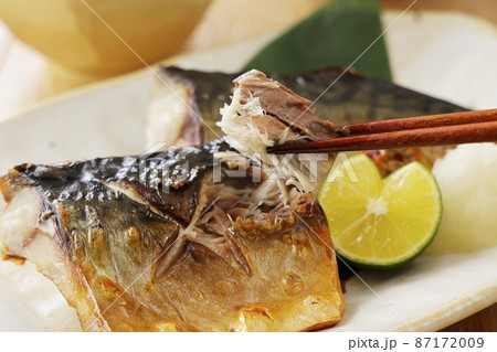 焼いた塩鯖 87172009