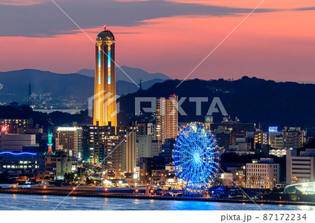 和布刈公園展望台から見た日没直後の下関市の夜景　福岡県北九州市 87172234