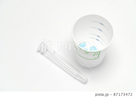 尿検査　検尿　健康診断　検尿カップ　尿スピッツ 87173472