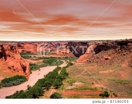 Canyon de Chelly Canyon de Chelly 87180203