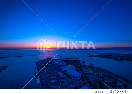 大阪南港の夕景 87183312