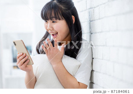 スマホ 中学生 家 スマホ 中学生 家 87184061