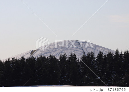 モエレ沼公園 モエレ山 亀裂 雪崩 ニュース モエレ沼公園 モエレ山 亀裂 雪崩 ニュース 87186746