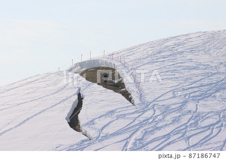 モエレ沼公園 モエレ山 亀裂 雪崩 ニュース モエレ沼公園 モエレ山 亀裂 雪崩 ニュース 87186747