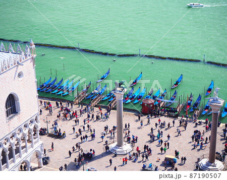 イタリア、ベネチアの運河と風景 87190507