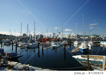 新山下ヨットハーバー 87190819