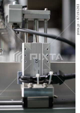 ロボシリンダーの取り付け作業 87191263