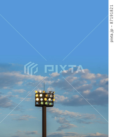 照明　ナイター照明　野球　サッカー　スタジアム　球場　野球場　ナイター照明　照明設備 87191821