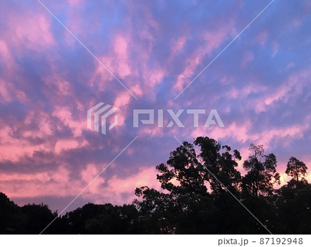 夕暮れ 87192948