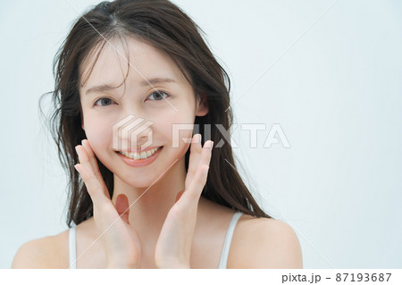 しっとりとした雰囲気の美容イメージ しっとりとした雰囲気の美容イメージ 87193687