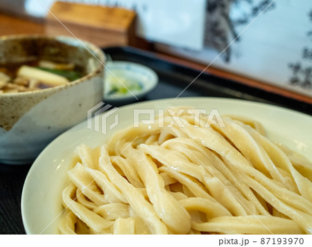コシのある武蔵野うどん コシのある武蔵野うどん 87193970