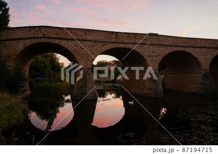 夕闇のリッチモンド橋 夕闇のリッチモンド橋 87194715