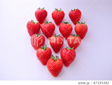 栃木県産いちご 新品種 とちあいかの写真素材 [87195482] - PIXTA
